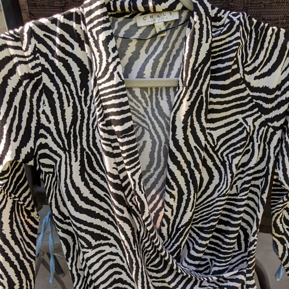 3/$25 Chaus Zebra Blouse